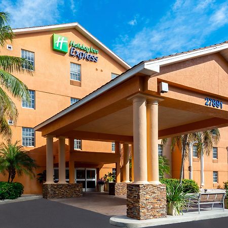Holiday Inn Express Hotel & Suites Bonita Springs/Naples By Ihg Buitenkant foto