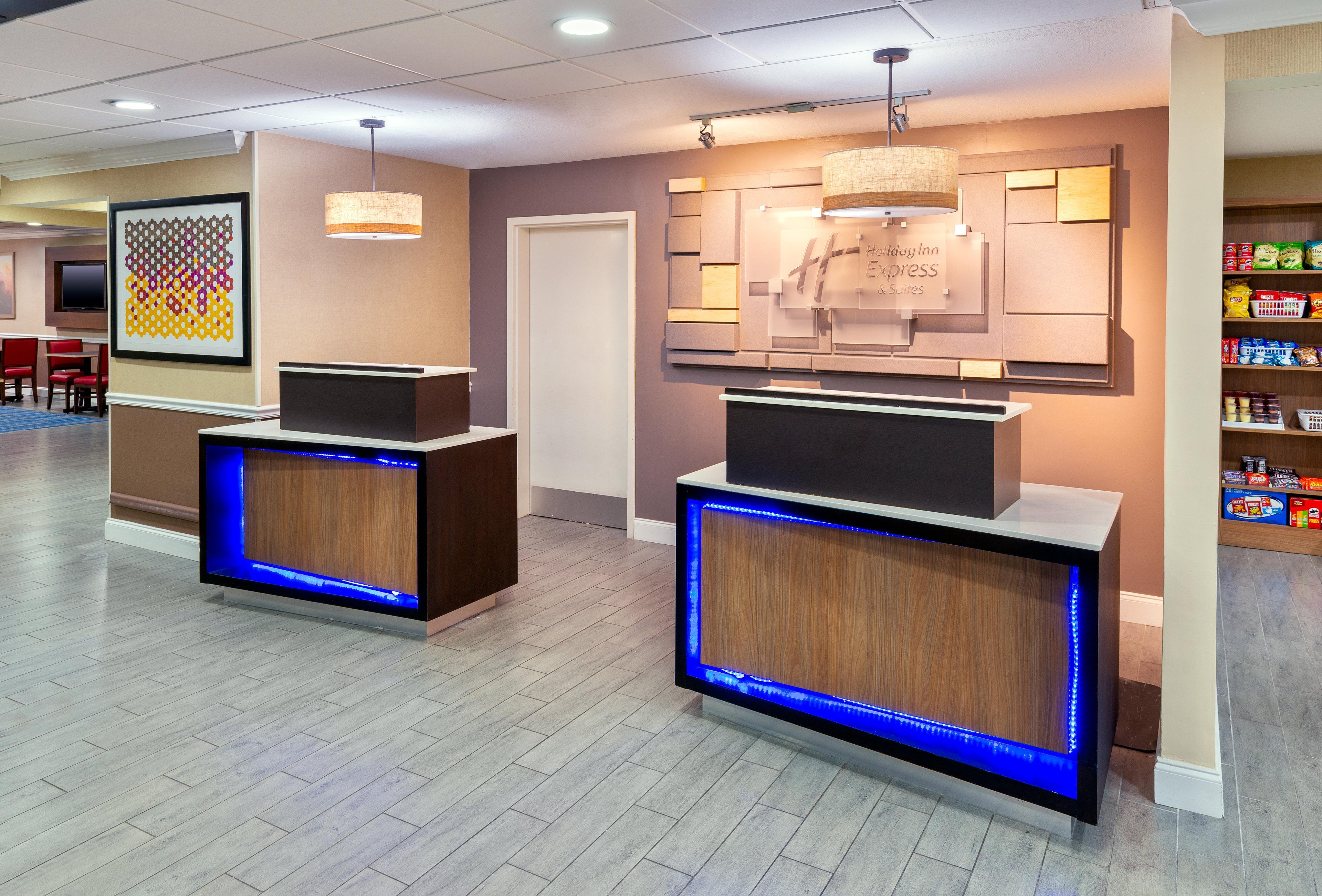Holiday Inn Express Hotel & Suites Bonita Springs/Naples By Ihg Buitenkant foto