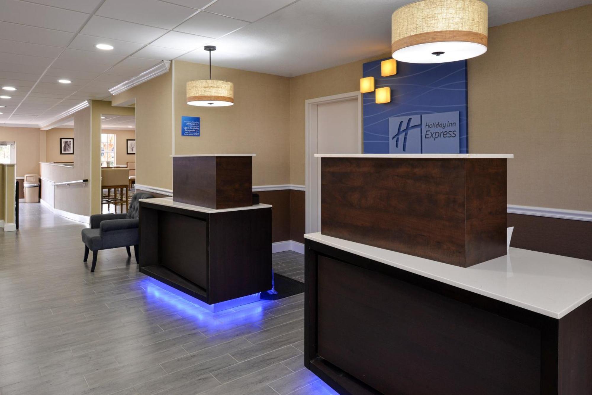 Holiday Inn Express Hotel & Suites Bonita Springs/Naples By Ihg Buitenkant foto